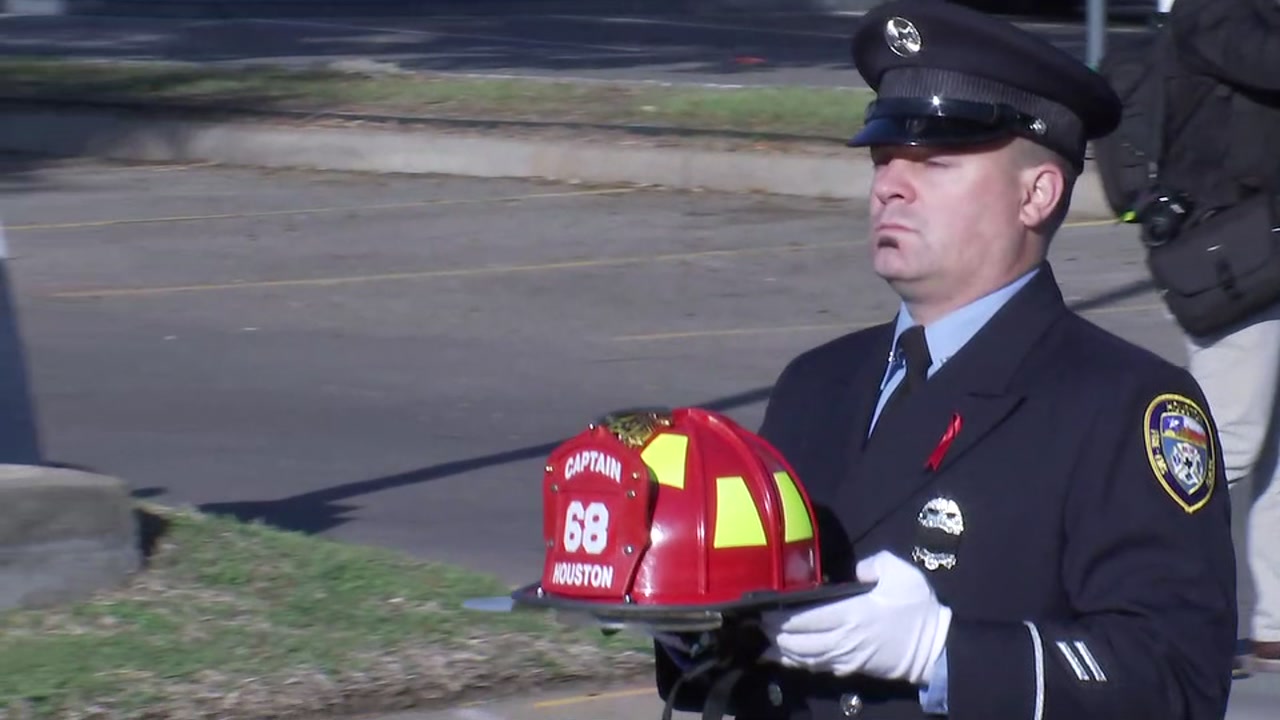 Symbolism in Capt. Bill Dowling's memorial service